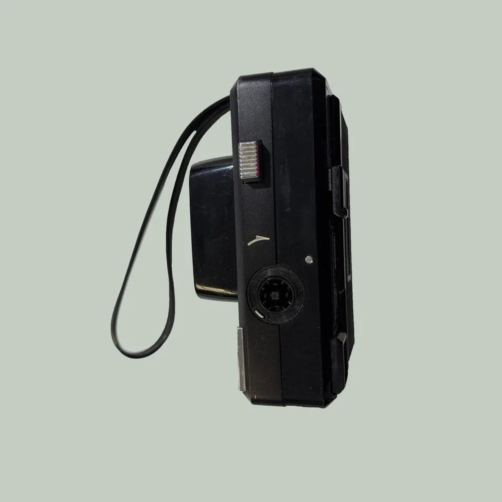 Minolta‎ Autopak 600-X 126 Film Camera Rokkor 38mm f/2.8 Vintage Untested Japan